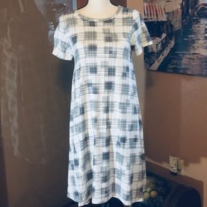 Lularoe Carly graphic Hi Low stretch Dress